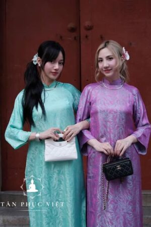 𝑳𝒊𝒆̂𝒏 𝑯𝒐𝒂